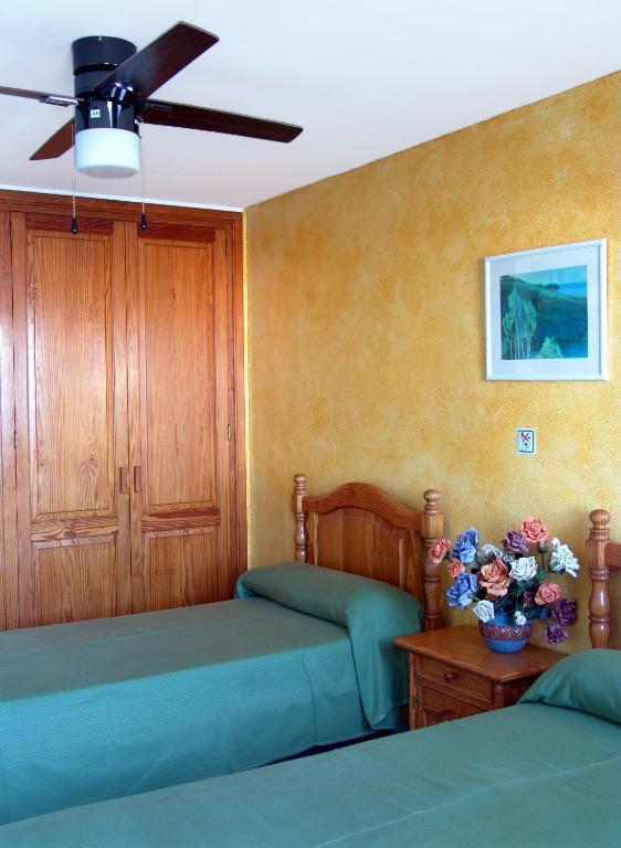 Apartamentos Playa Es Cana Rum bild